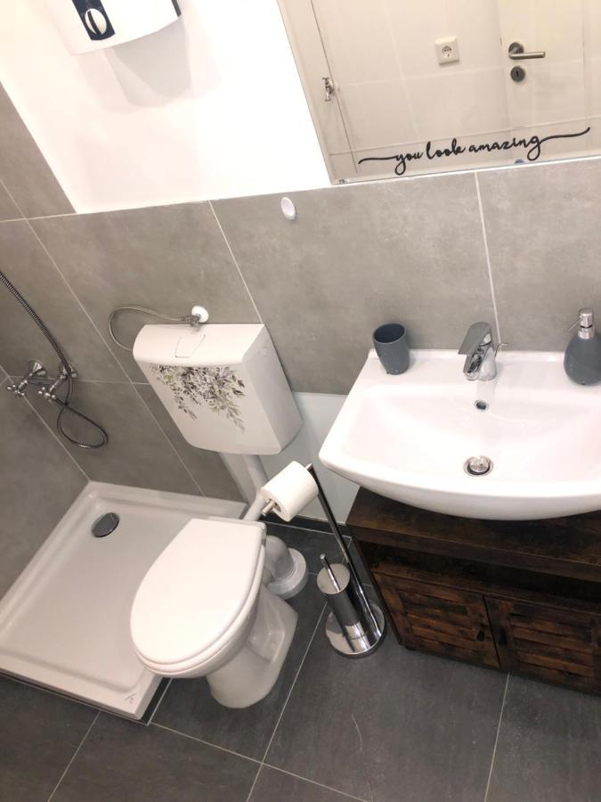 뒤스부르크 Gruene Oase Mit Balkon I Eg 아파트 외부 사진